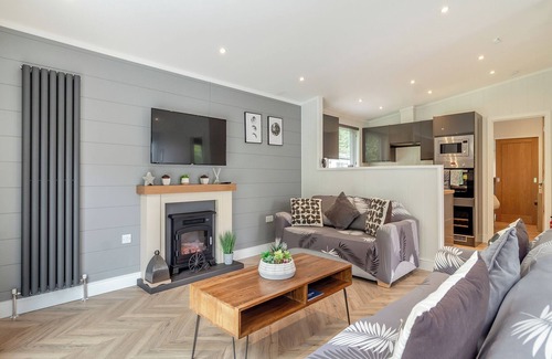 Earls Colne Ski Chalet | 1 bedroom accommodation in Earls Colne, Colchester