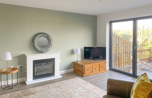 Lloc Cottage | 1 bedroom accommodation in Lloc, near Holywell