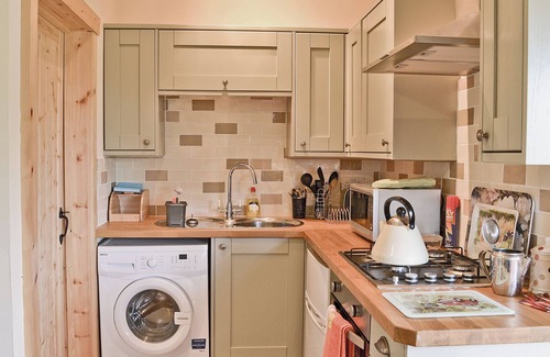 Kilnwick Cottage | 1 bedroom accommodation in Hempholme, near Brandesburton