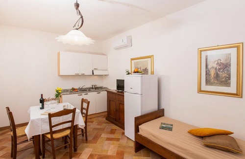 Principina Terra Apartment | 1 bedroom amazing apartment in Grosseto