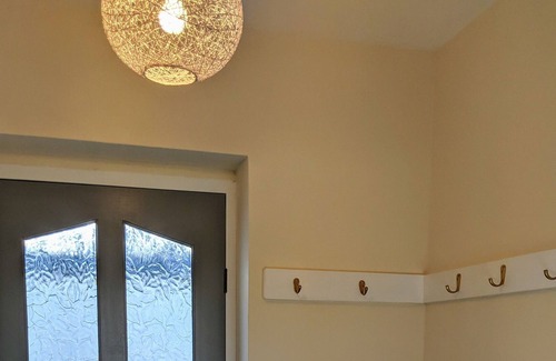 Oswestry House | 1 bedroom cottage with stunning countryside views (sleeps 3)