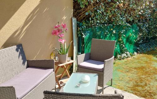 Audenge Apartment | 1 Bedroom Cozy Apartment In Audenge