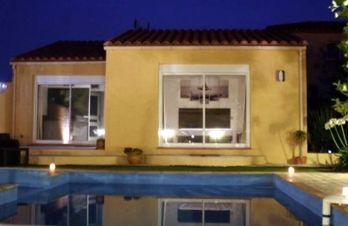 Pia House | 1 Bedroom Guesthouse in Pia