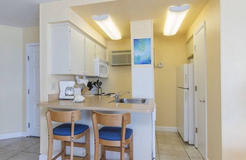 Daytona Beach Shores Resort | 1 Bedroom Oceanview, Sleeps 4, on Daytona Beach, Sea Club IV!