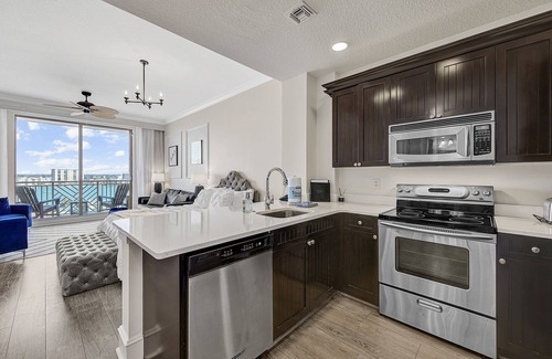 Clearwater Beach Hotel | 1 Bedroom Penthouse Suite located within the Sandpearl Resort & Spa