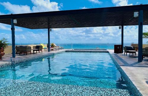 Downtown House | 1 block from the Ocean and 5thAV