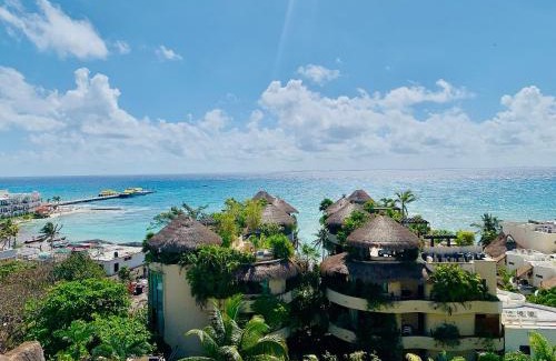 Downtown House | 1 block from the Ocean and 5thAV