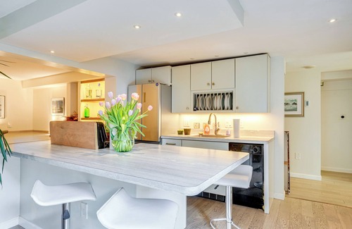 Lynn Apartment | 1 Block to Beach: Pet-Friendly Apt w/Yard in Lynn