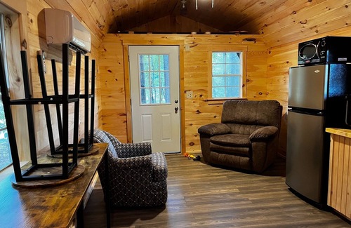 Westminster Cabin | 1 Cozy Cabin in Westminster