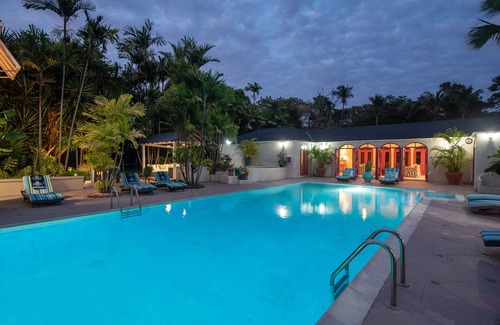 Sandy Lane Villa | #1 in Barbados! Sandy Lane Beach Estate w/50 Foot Pool, Pickleball Court! ★