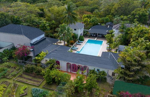 Sandy Lane Villa | #1 in Barbados! Sandy Lane Beach Estate w/50 Foot Pool, Pickleball Court! ★
