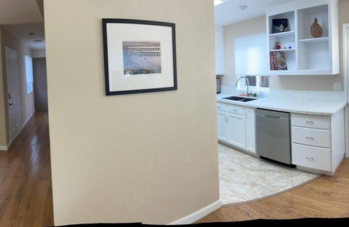 Davis House | # 1 in Davis - for you and your pet!