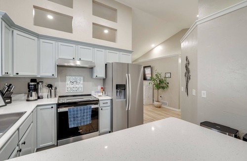 Lake Mills Condo | 1 Mi to Beach: Dog-Friendly Condo in Lake Mills!