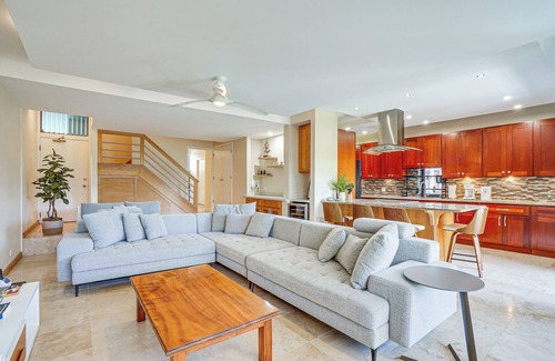 Enchanted Lake Condo | 1 Mi to Beach, Remote Work Hub: Modern Kailua Gem!