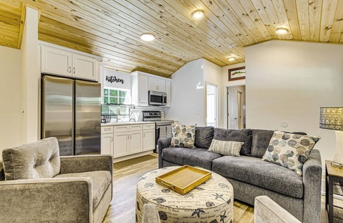 Lillian Cottage | 1 Mi to Boat Launch: Fire Pit at Lillian Cottage!