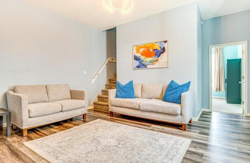 Babe Denny House | 1 Mi to Dtown and Lucas Oil Stadium Home in Indy!