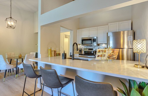 Castle Rock Condo | 1 Mi to Dtwn: Condo w/Pool Access in Castle Rock