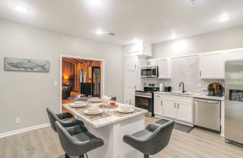 Pope House | 1 Mi to Enid Lake: Peaceful Pope Getaway