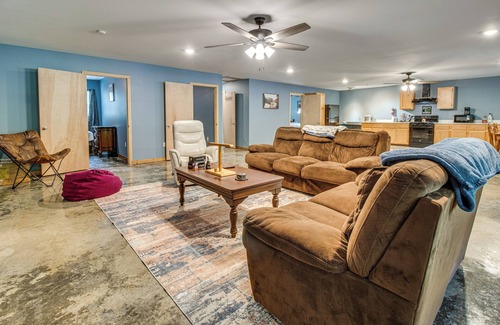 Higden House | 1 Mi to Greers Ferry Lake! Outdoor Adventure Base