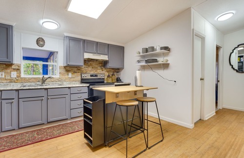 Clarkdale House | 1 Mi to Lake Allatoona: Family Home on Farm!