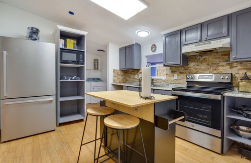 Clarkdale House | 1 Mi to Lake Allatoona: Family Home on Farm!