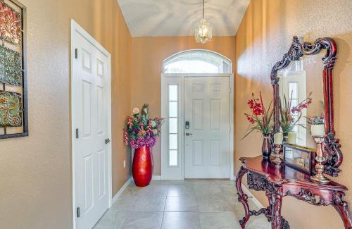 Dunnellon House | 1 Mi to Rainbow Springs State Park Home with Lanai!