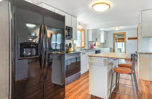 Two Rivers House | 1 Mi to Shore Lake Michigan Retreat with Game Room!