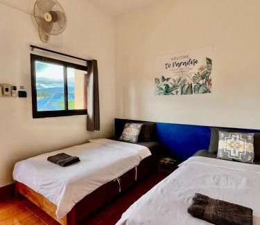 Bokeo Province House | 1 Min to Slow Boat Guesthouse