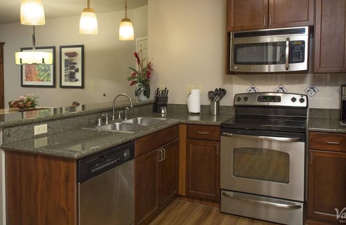 Las Vegas Resort | 1 or 2 bedroom resort in brilliant Las Vegas with WiFi, fitness room, AC