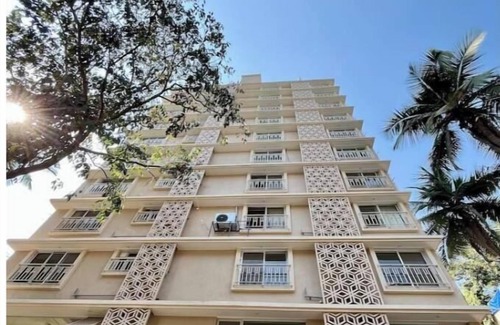 Kandivali East Apartment | 1 Room Kitchen near Mindspace