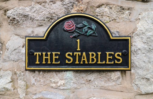 Clitheroe Cottage | 1 THE STABLES in Clitheroe