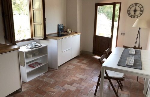 Calenzano Apartment | 10 KM FROM FLORENCE APARTMENT WITH LARGE TERRACE