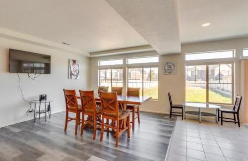 Gateway House | 10 Mi to DIA Family Home with Yard!