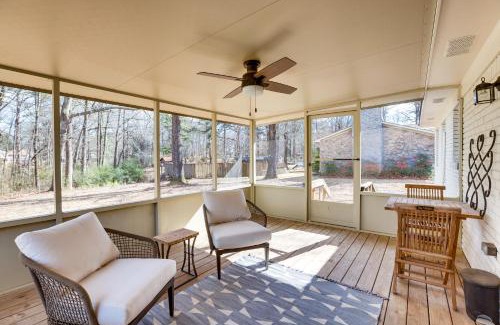 Fultondale House | 10 Mi to UAB Inviting Home with Free Parking and WiFi