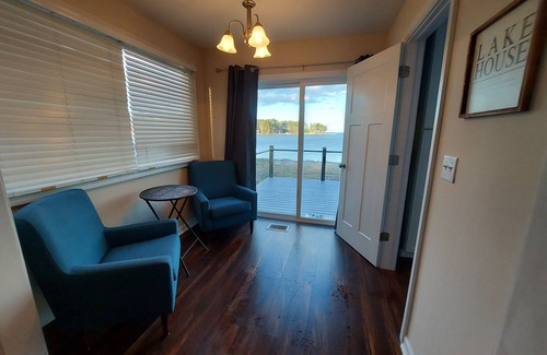 Gilbert House | 10 Mile View on Lake Murray, SC, Putting Green, Hot Tub, Lake Edge Fire Pit