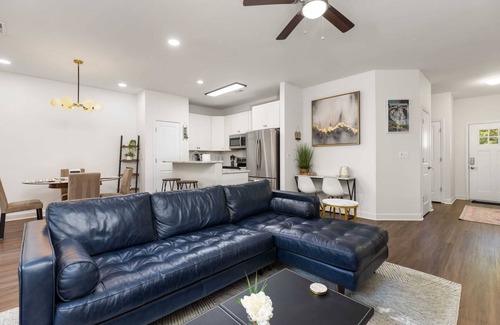 Charlotte House | 10 Min From Downtown & Airport! Fenced-In Yard