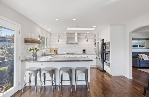 Windsor Other | 10 min to Healdsburg - Modern Farmhouse with Pool, Spa & Views