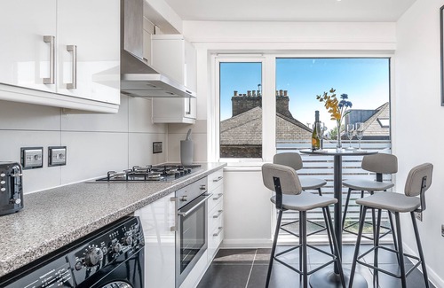 Tollington Apartment | 10 Mins To Tube To Central London, Emirates Stadium, Hospital & University