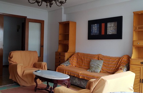 La Coruna Condo | 10 minutes from Oza beach! Ideal house for families