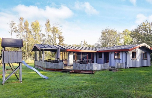 Nøreng House | 10 person holiday home in Roslev
