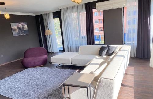 Gaziosmanpasa Apartment | 1007 Central 3 plus 1 Wide Close to Consulates