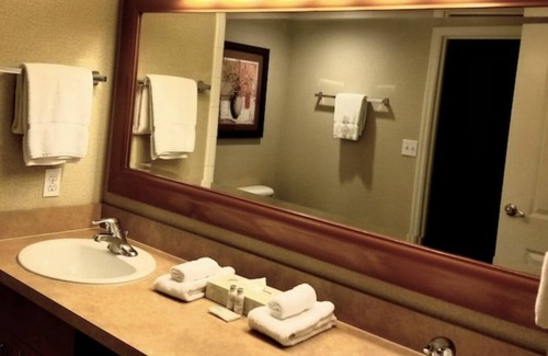 Enterprise Resort | 100ft from South Point Casino, S Las Vegas Blvd, 1BR 1 BTH, 10 min to Strip