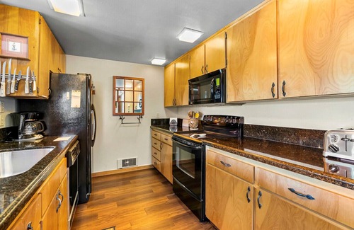 Graeagle Apartment | #101 Graeagle Meadows