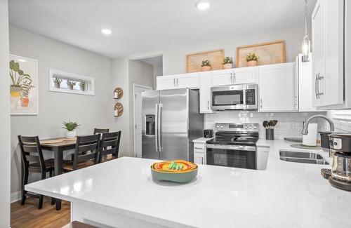 Clarksville House | 1014 Franklin Street