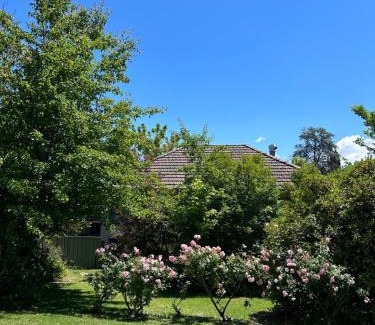 West Bathurst Apartment | 105B Mitre st Studio Apartment