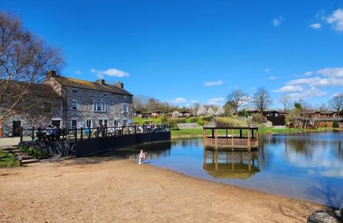 Tewitfield Other | 11 Borwick Lakes