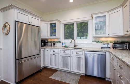 Saint Helena Island House | 111 Cardinal Crest. Stunning views, amenity cards and a golf cart are included!