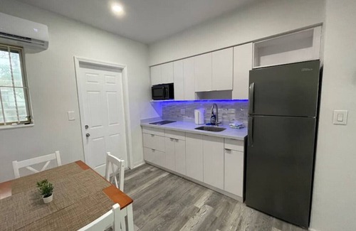 West Little Havana Apartment | 1117 Apt 3 · 1bed/1bath apt w/parking & patio great location !