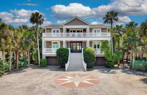 Isle of Palms House | 114 Ocean Boulevard by AvantStay Beachfront Putting Green Volleyball Court Infinity Pool