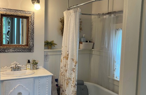 Stockwell Other | 115 year old farmhouse renovated completely 2014, on 4 acres